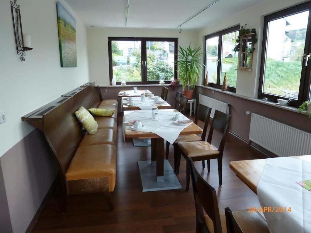 Hotel Garni Zum Adenauer Forst Wimbach Exterior photo